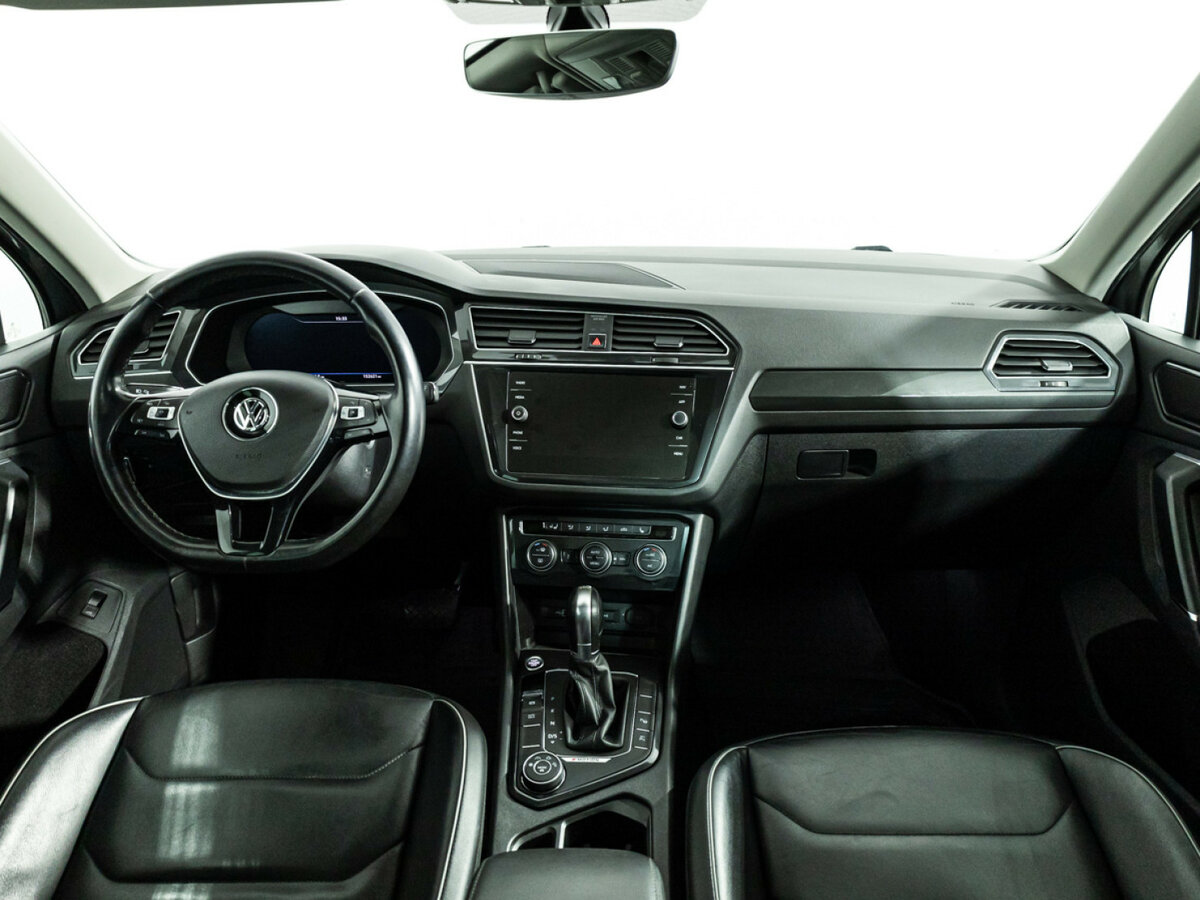 Купить Volkswagen Tiguan с пробегом. Фото: #12