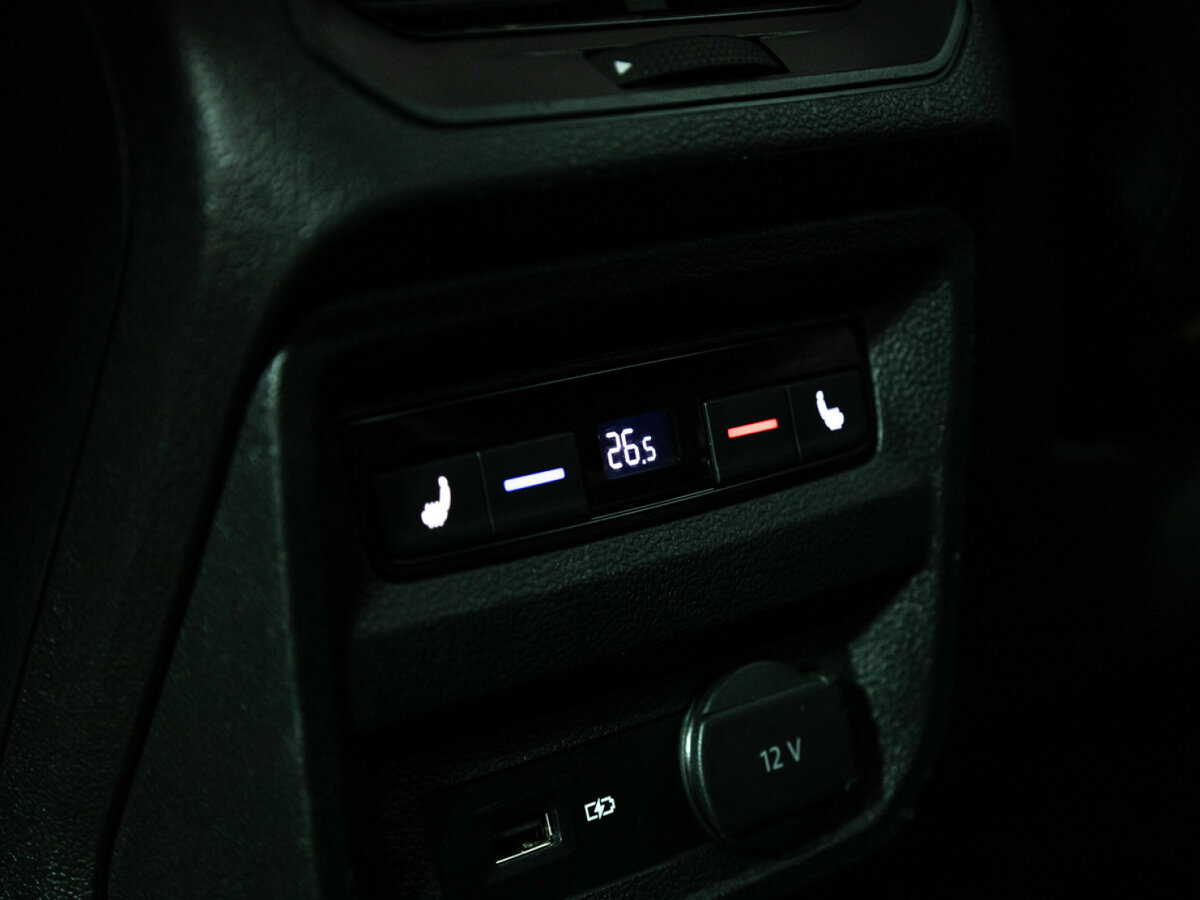 Купить Volkswagen Tiguan с пробегом. Фото: #22