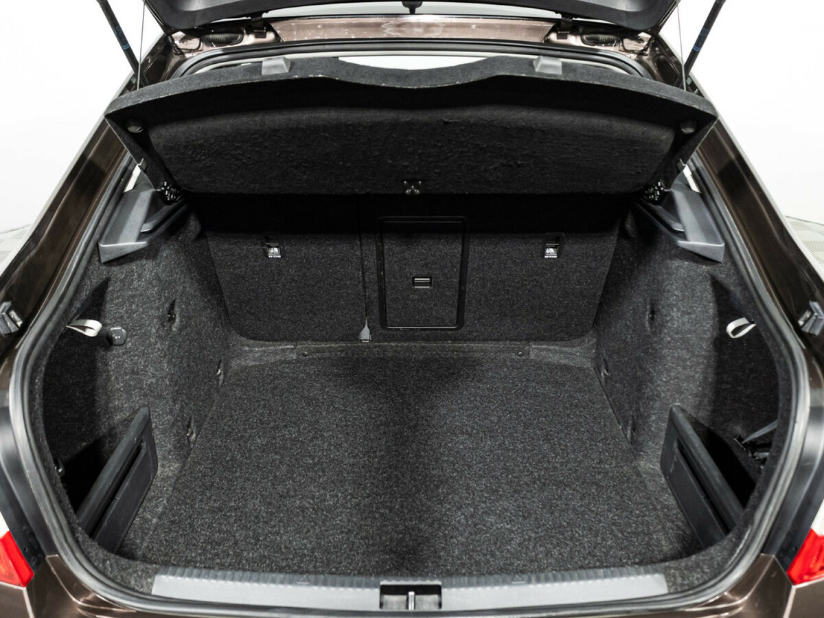 Купить Skoda Octavia с пробегом. Фото: #17