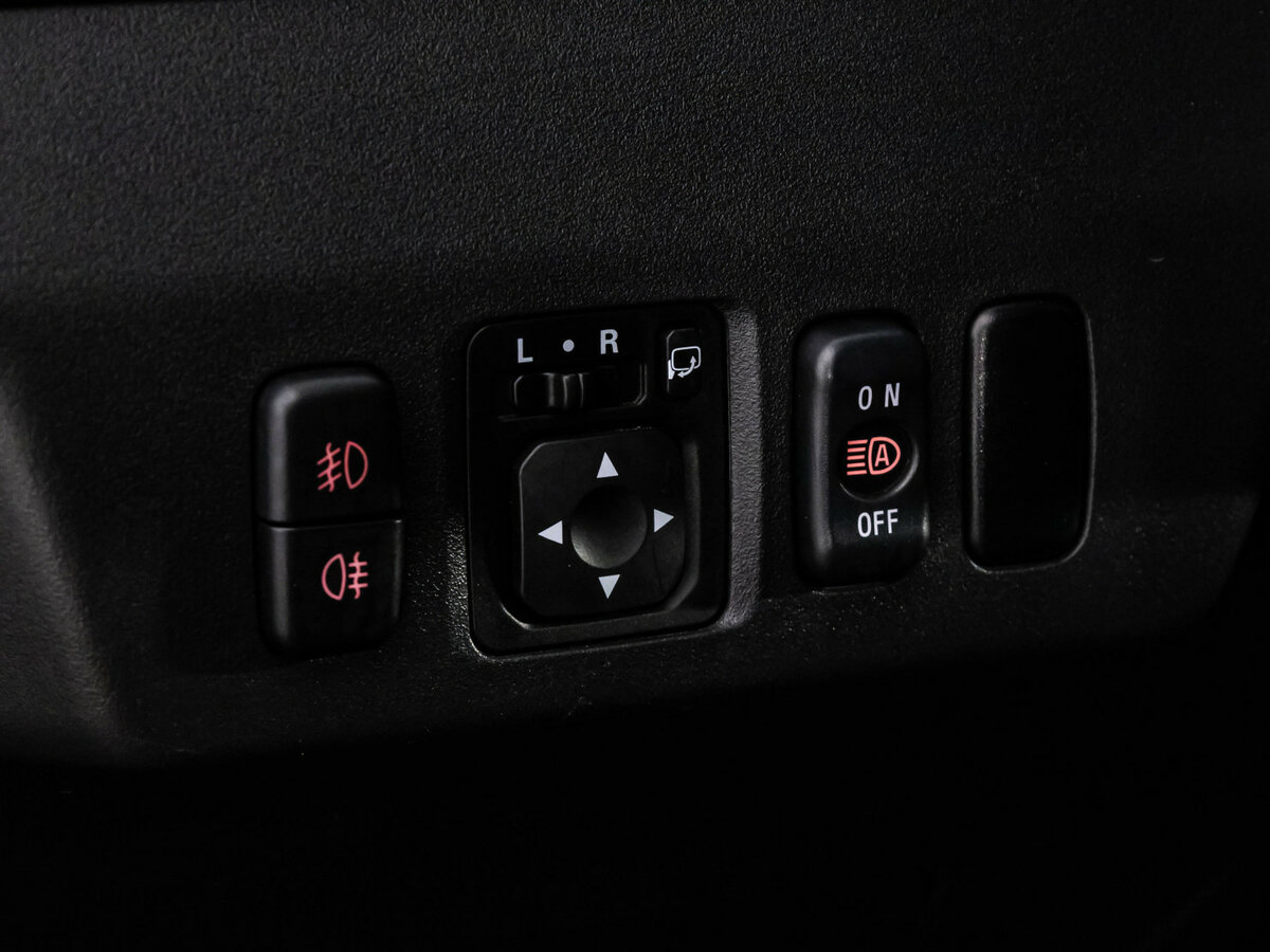 Купить Mitsubishi Pajero с пробегом. Фото: #20