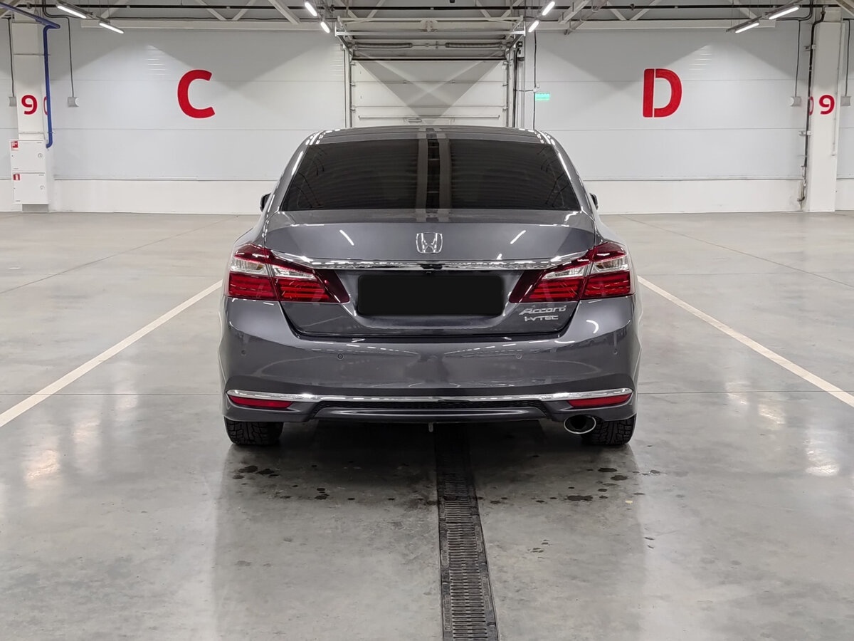 Купить Honda Accord с пробегом. Фото: #5