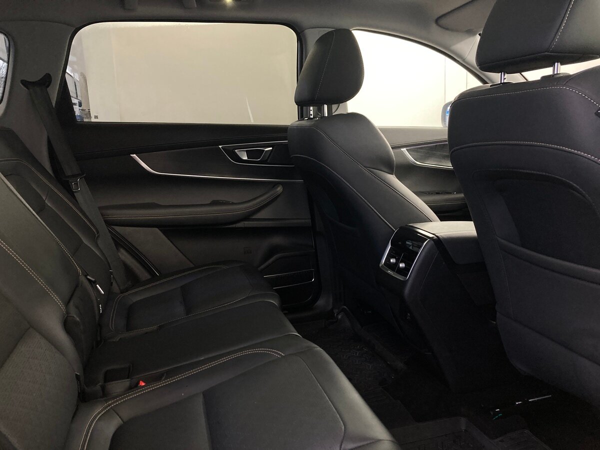 Купить Chery Tiggo 8 с пробегом. Фото: #15