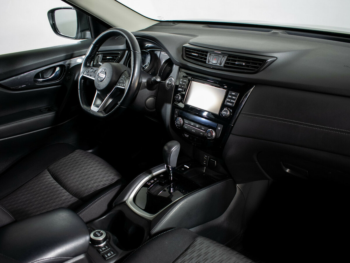 Купить Nissan X-Trail с пробегом. Фото: #9