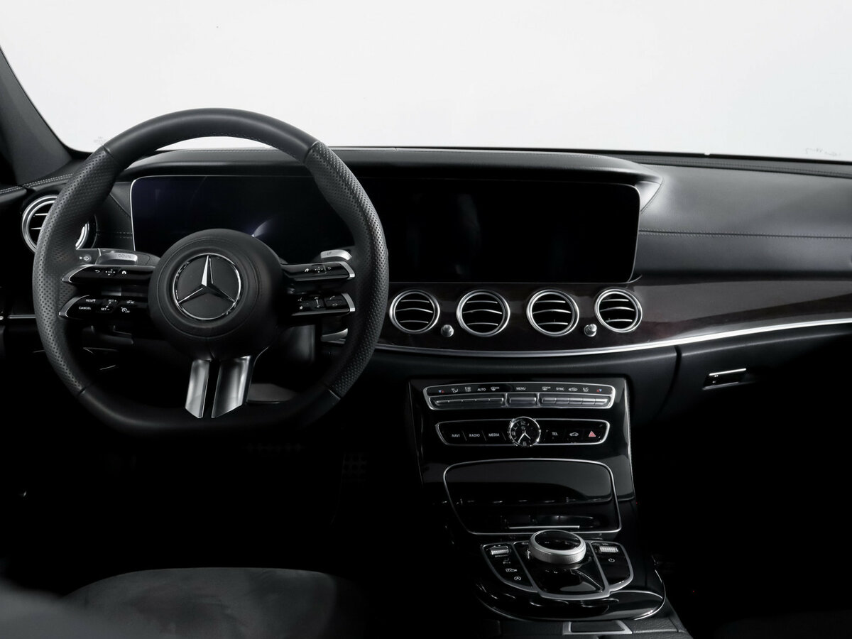 Купить Mercedes-Benz E-Класс с пробегом. Фото: #11