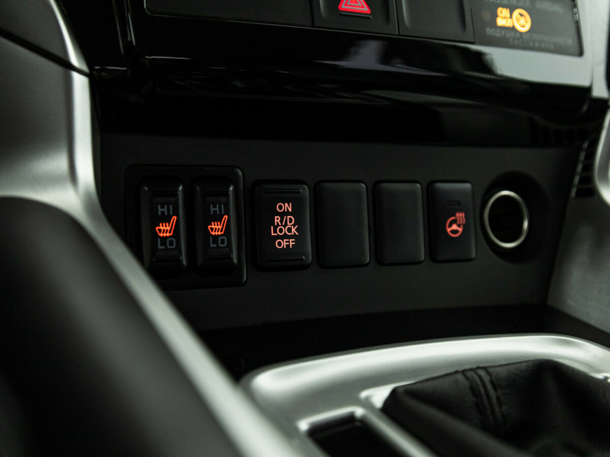 Купить Mitsubishi Pajero Sport с пробегом. Фото: #14