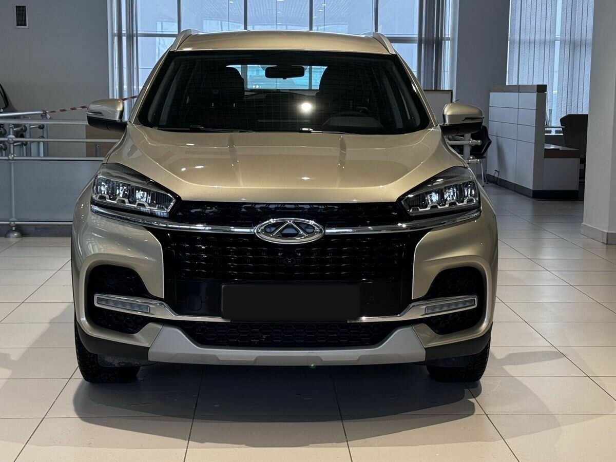 Купить Chery Tiggo 8 с пробегом. Фото: #1