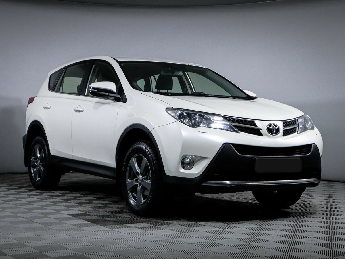 Купить Toyota RAV4 с пробегом. Фото: #2