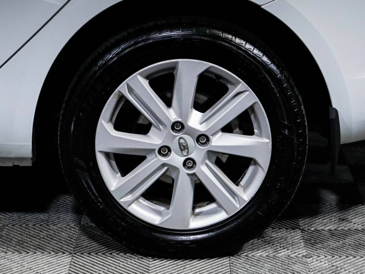 Купить Lada (ВАЗ) Vesta с пробегом. Фото: #11