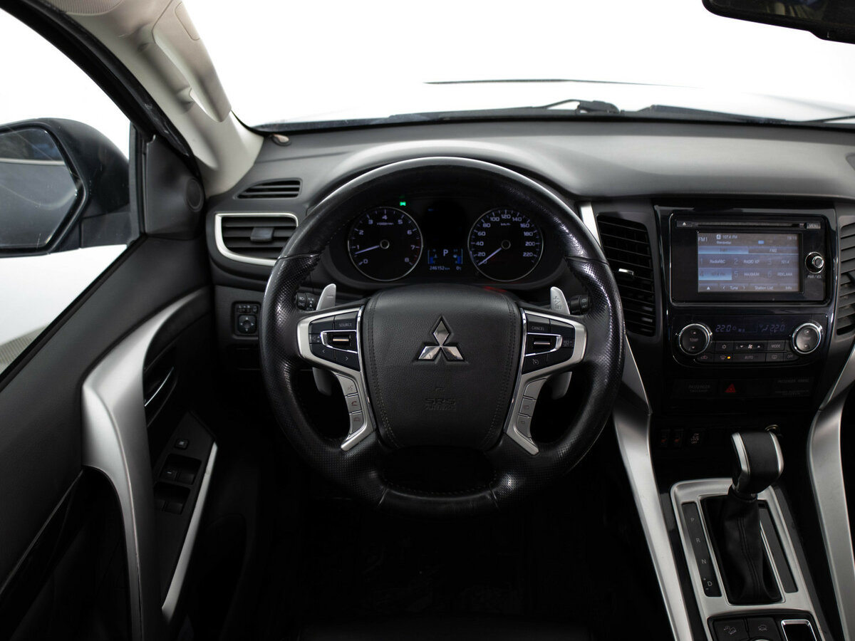 Купить Mitsubishi Pajero Sport с пробегом. Фото: #5