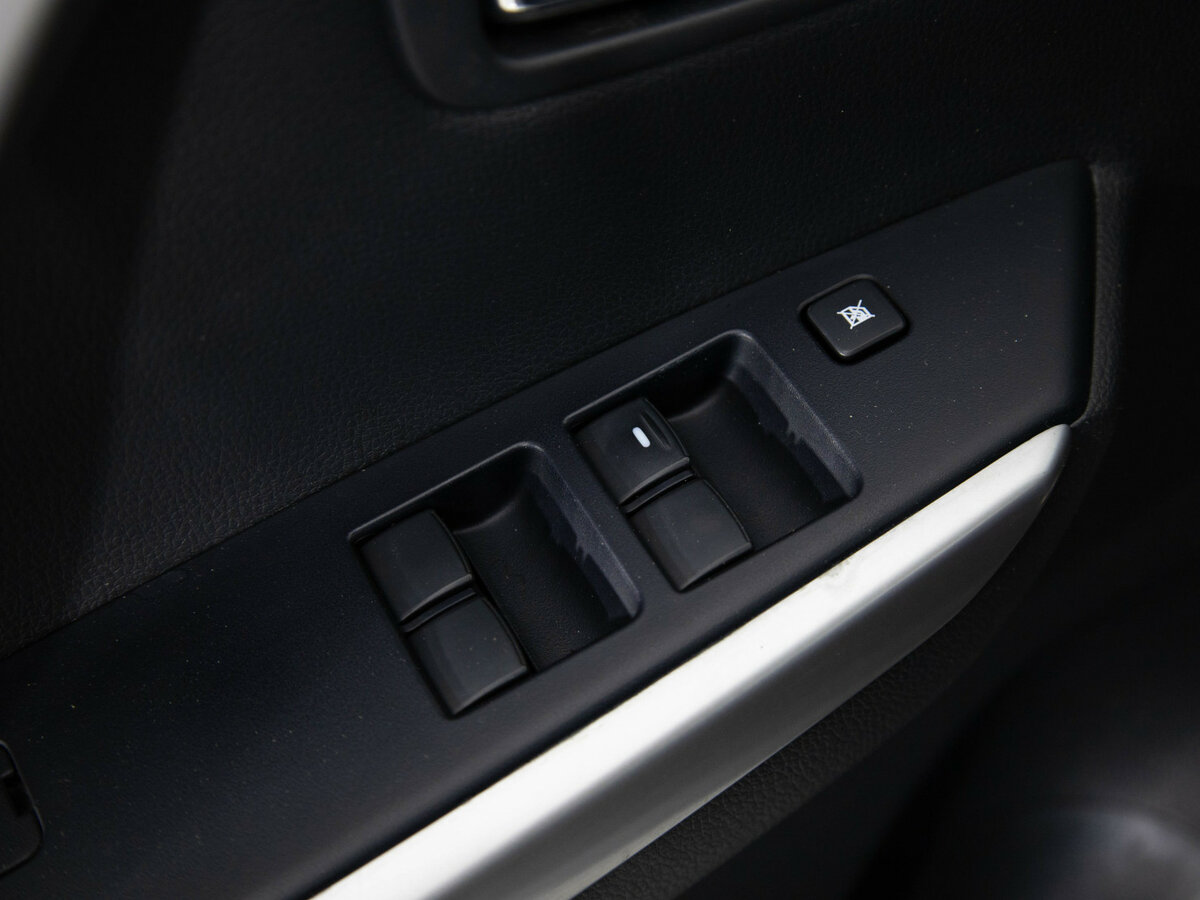 Купить Mitsubishi Pajero Sport с пробегом. Фото: #9