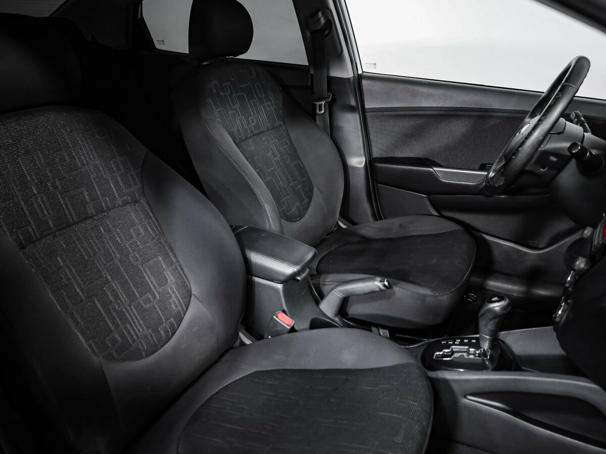 Купить Kia Rio с пробегом. Фото: #18