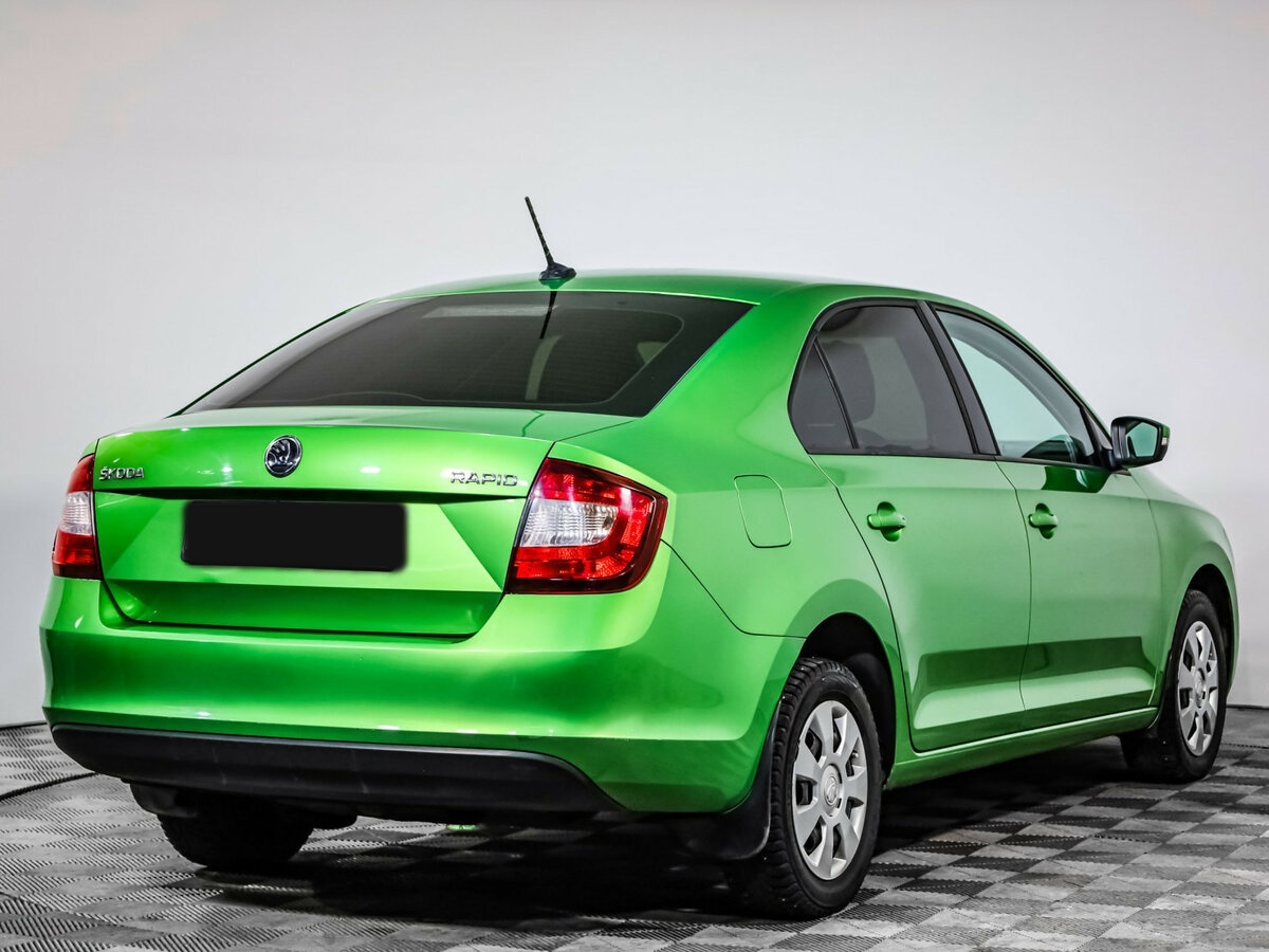 Купить Skoda Rapid с пробегом. Фото: #3