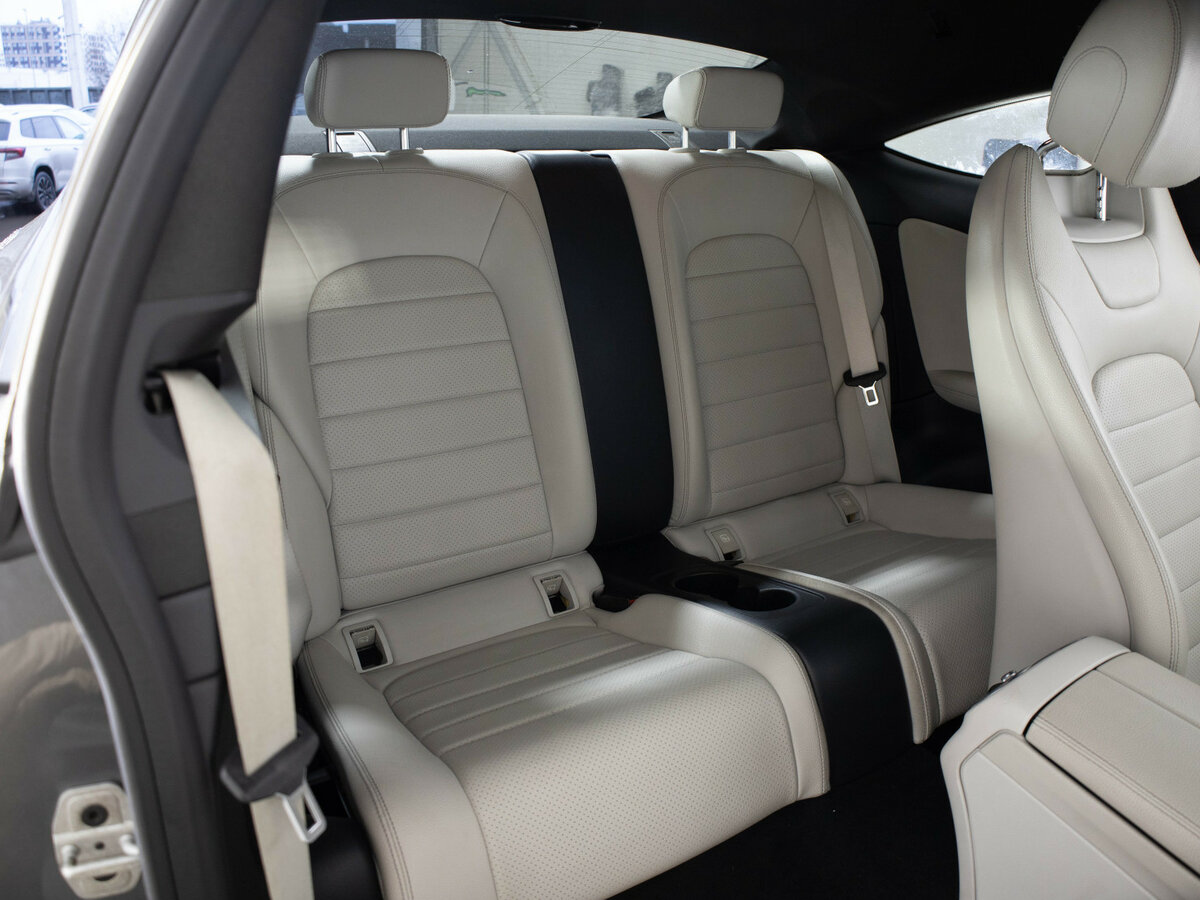 Купить Mercedes-Benz C-Класс с пробегом. Фото: #14