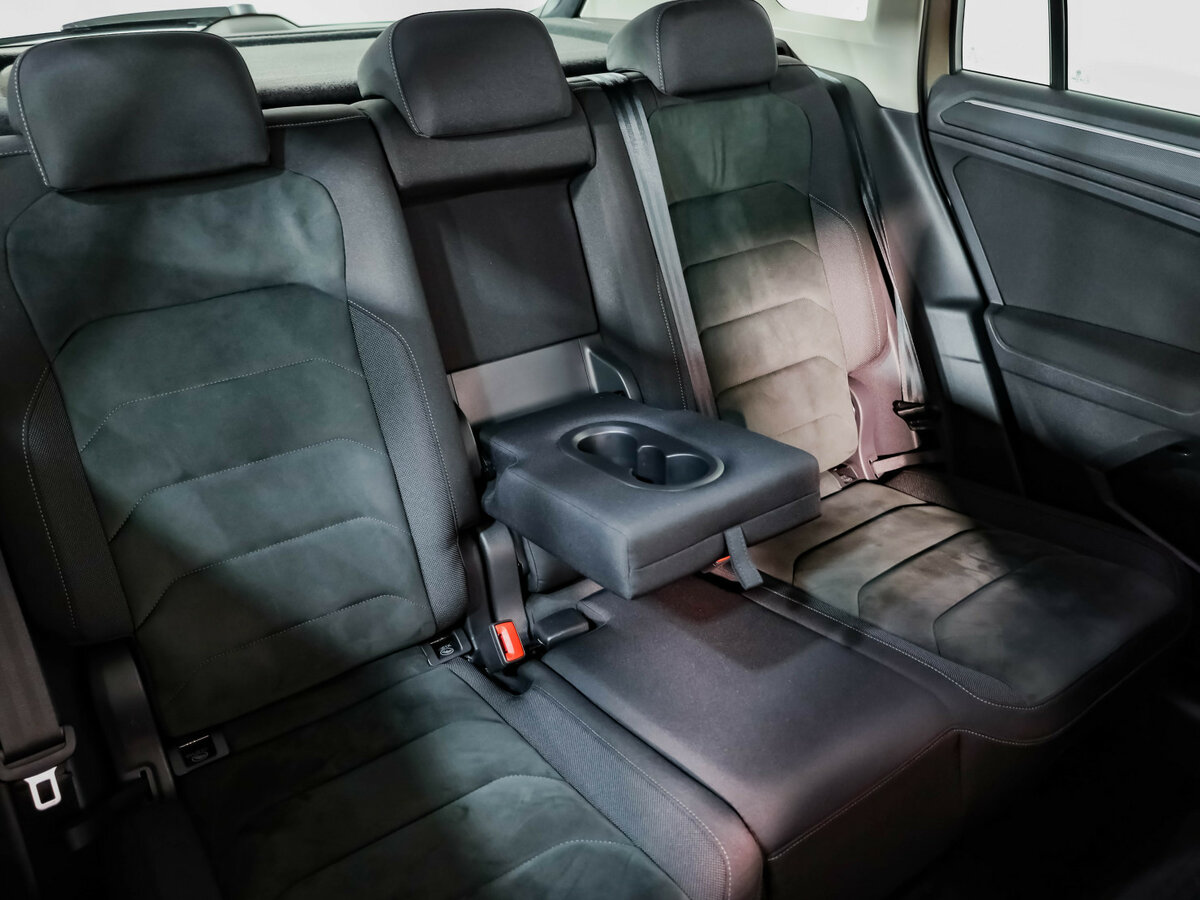 Купить Volkswagen Tiguan с пробегом. Фото: #26