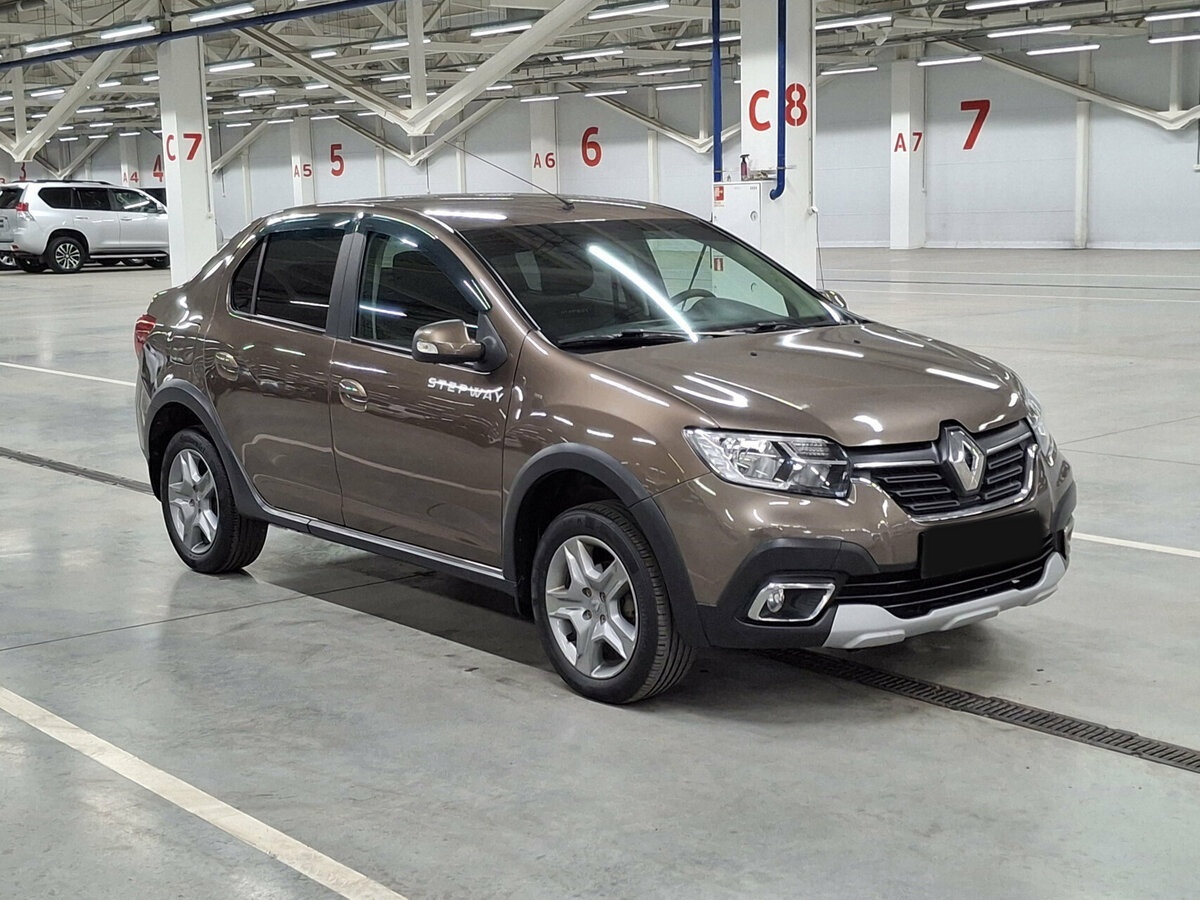 Купить Renault Logan с пробегом. Фото: #2