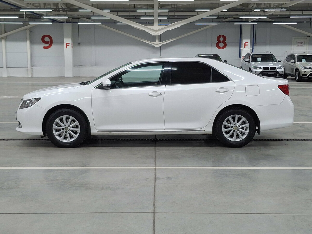 Купить Toyota Camry с пробегом. Фото: #7