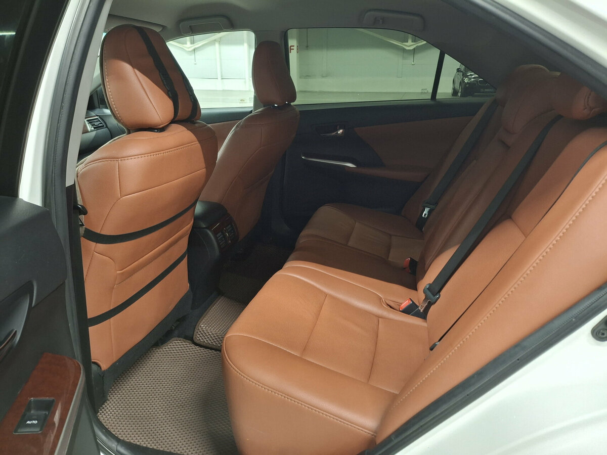 Купить Toyota Camry с пробегом. Фото: #11