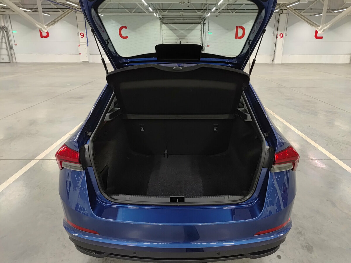 Купить Skoda Rapid с пробегом. Фото: #9