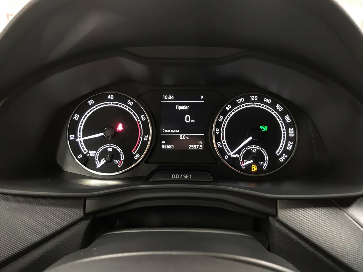 Купить Skoda Rapid с пробегом. Фото: #12