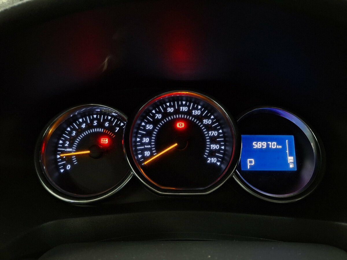 Купить Renault Sandero с пробегом. Фото: #12