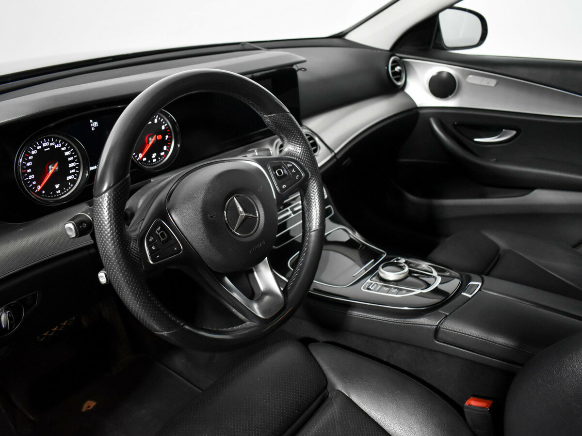 Купить Mercedes-Benz E-Класс с пробегом. Фото: #6