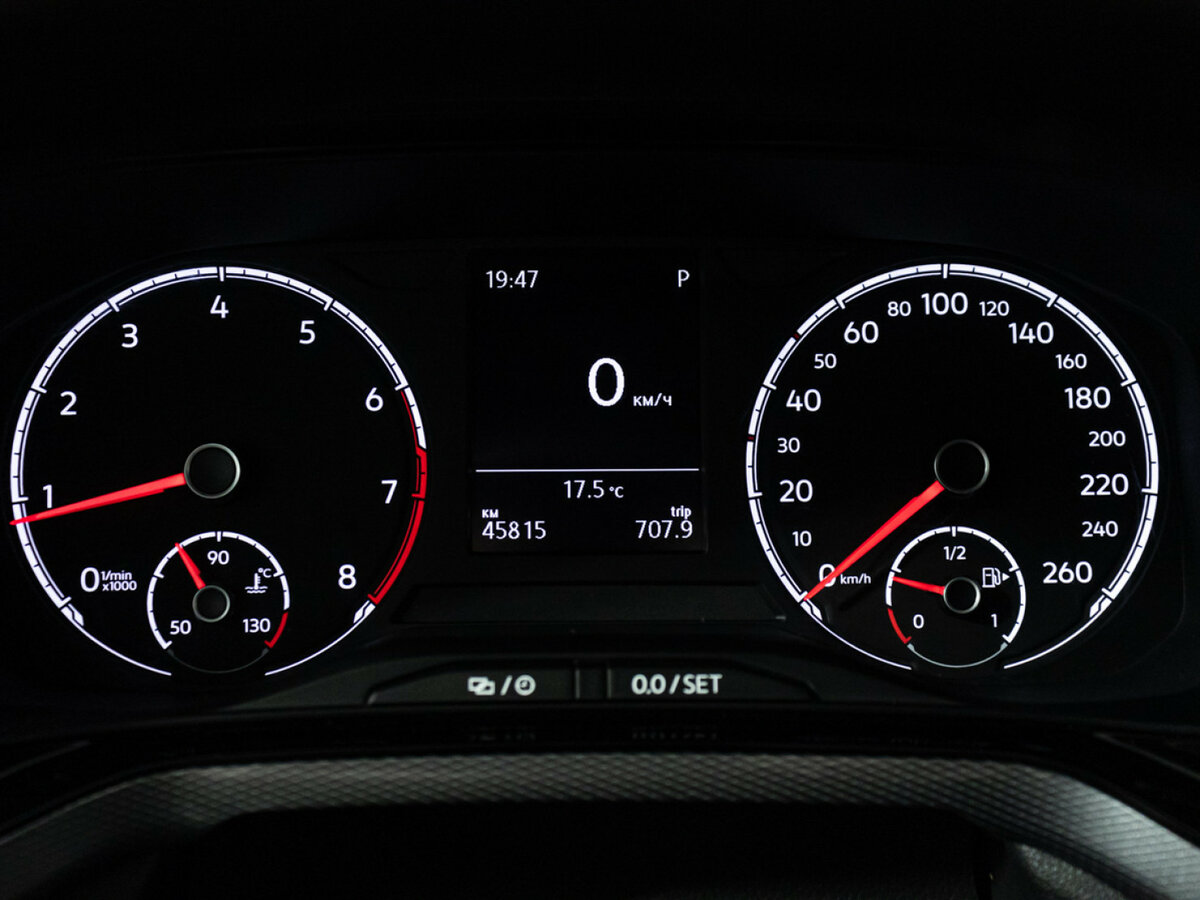 Купить Volkswagen Polo с пробегом. Фото: #11