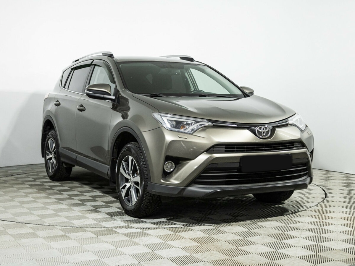 Купить Toyota RAV4 с пробегом. Фото: #2