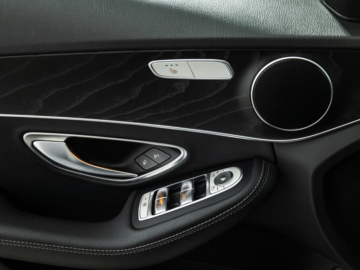 Купить Mercedes-Benz C-Класс с пробегом. Фото: #17