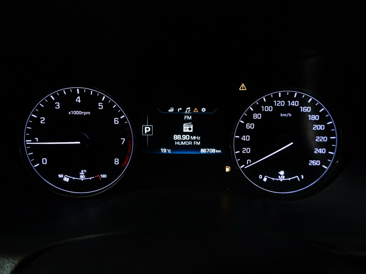 Купить Hyundai Genesis с пробегом. Фото: #11