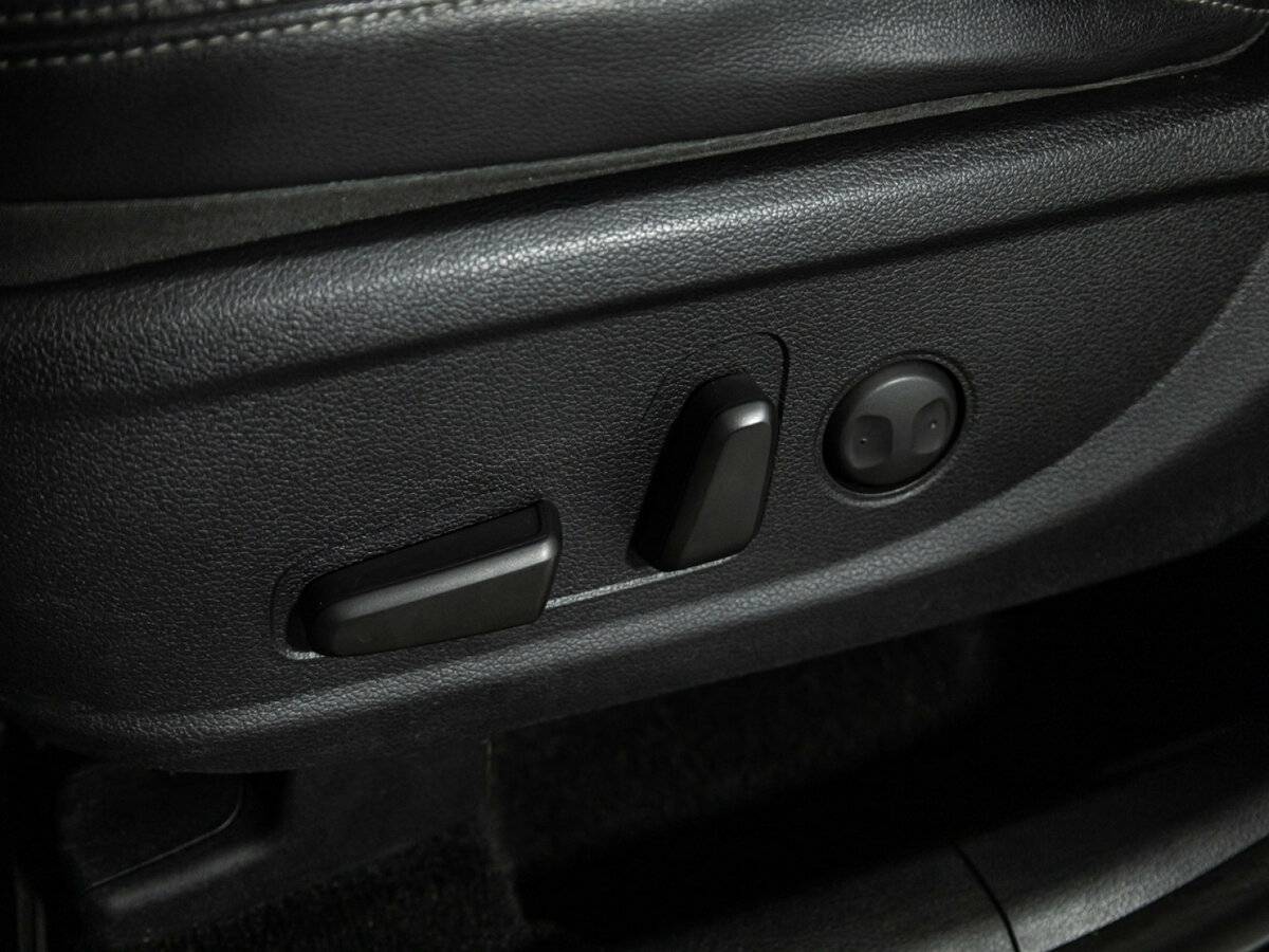 Купить Hyundai Santa Fe с пробегом. Фото: #18