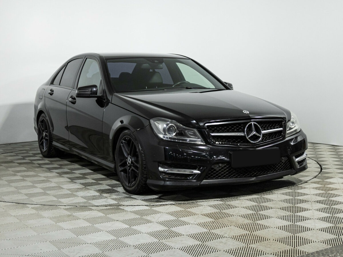 Купить Mercedes-Benz C-Класс с пробегом. Фото: #2