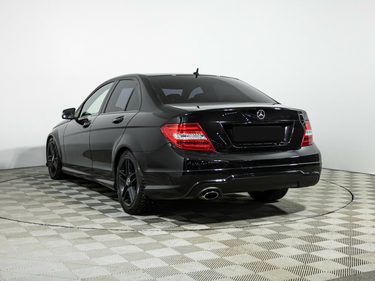 Купить Mercedes-Benz C-Класс с пробегом. Фото: #4