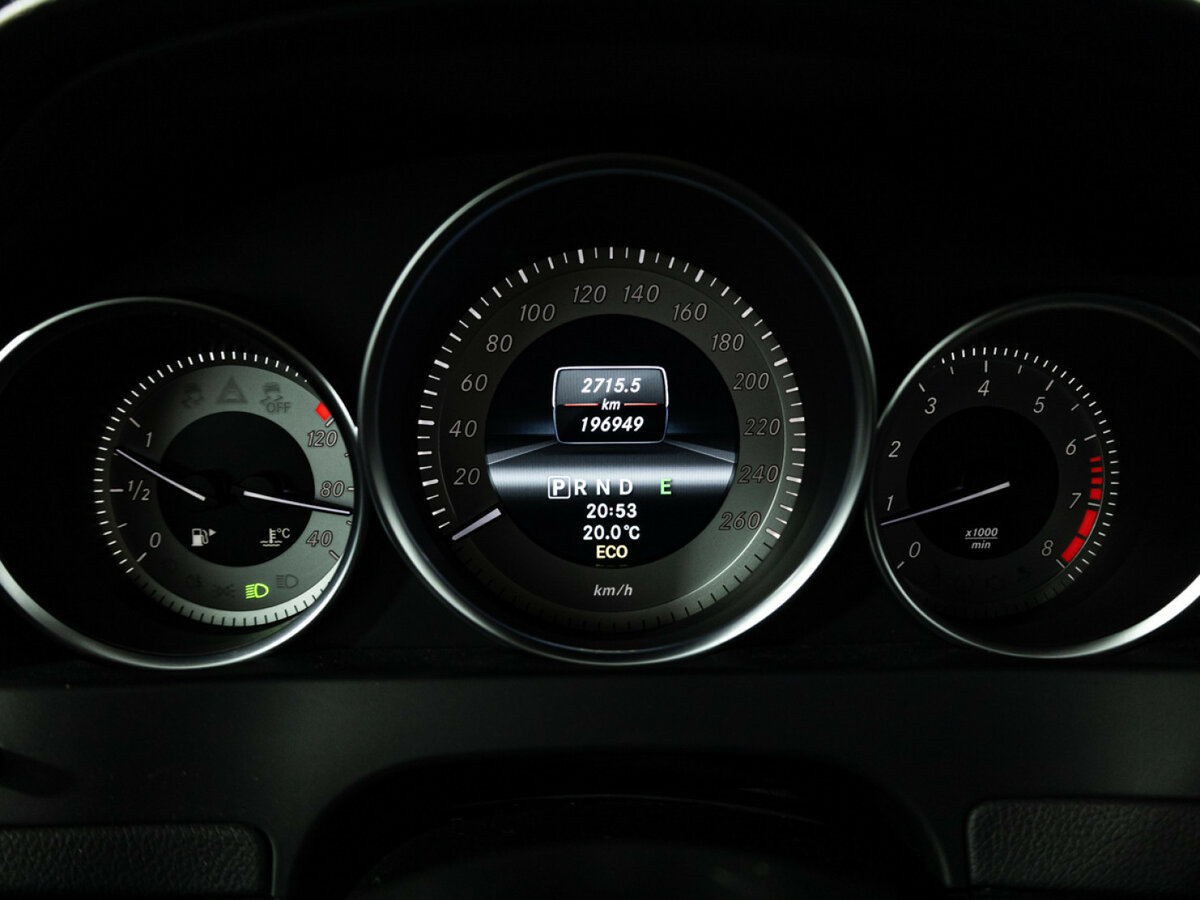 Купить Mercedes-Benz C-Класс с пробегом. Фото: #9