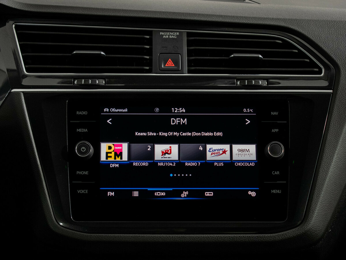 Купить Volkswagen Tiguan с пробегом. Фото: #13