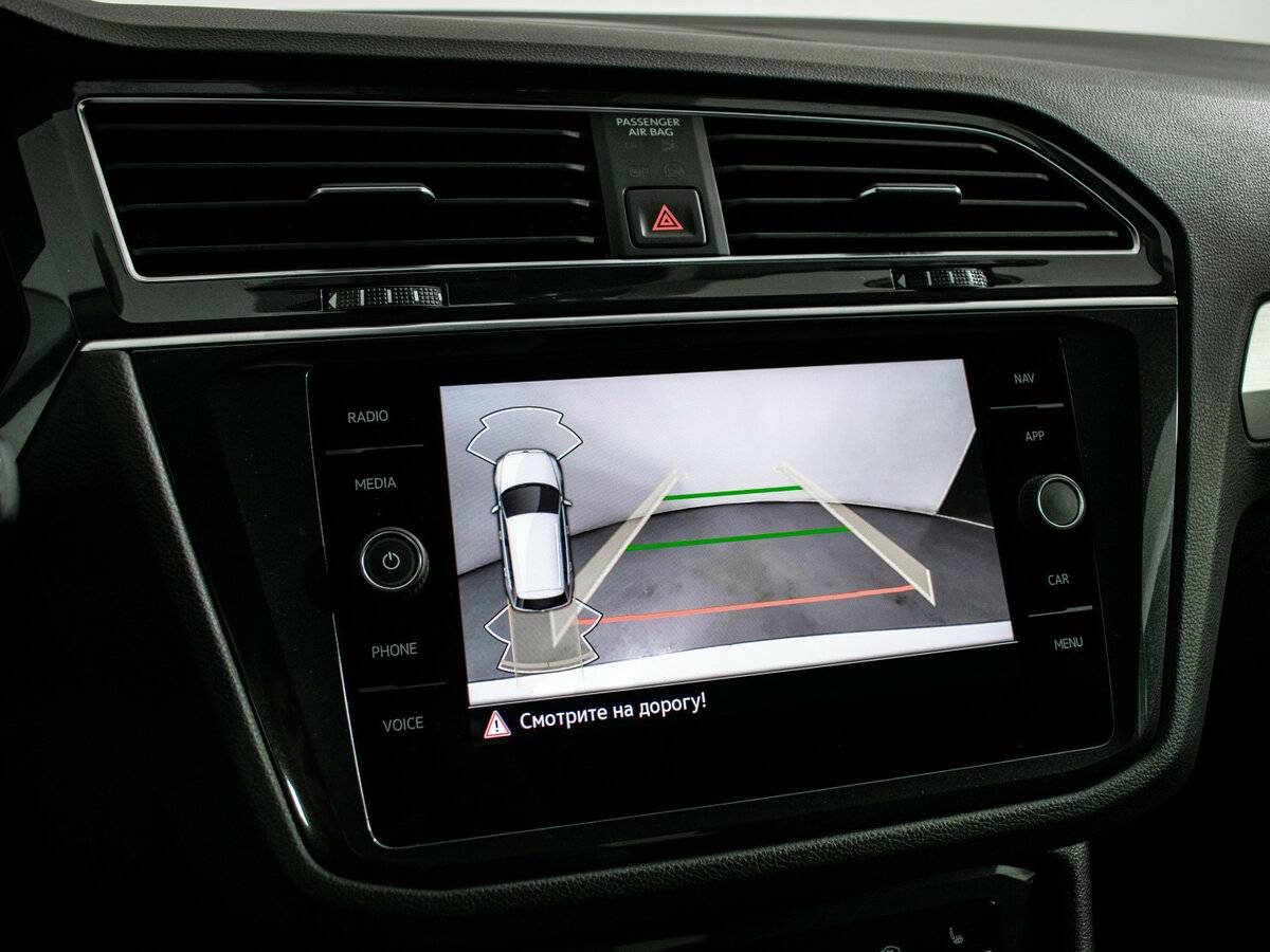 Купить Volkswagen Tiguan с пробегом. Фото: #14