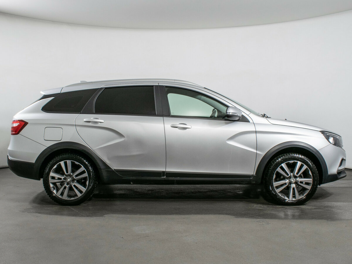 Купить Lada (ВАЗ) Vesta с пробегом. Фото: #3