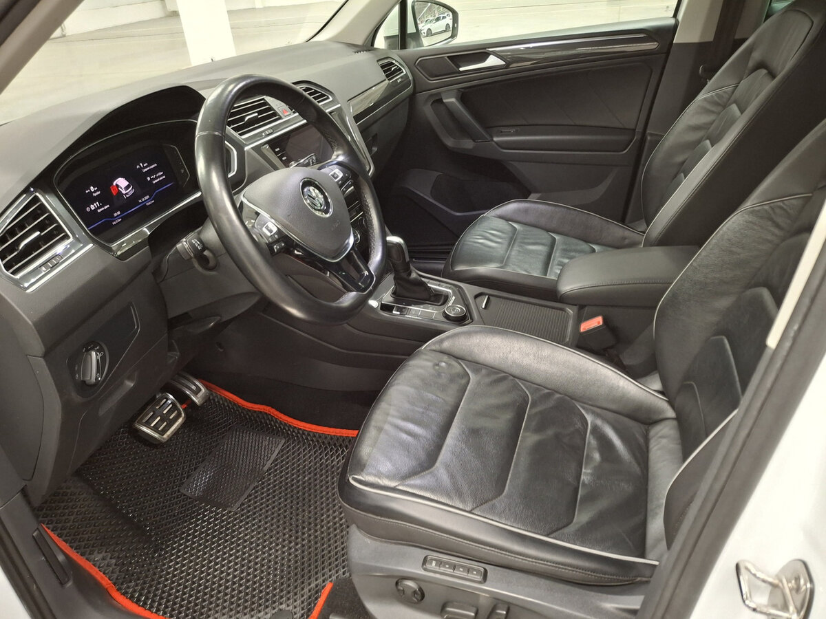 Купить Volkswagen Tiguan с пробегом. Фото: #15