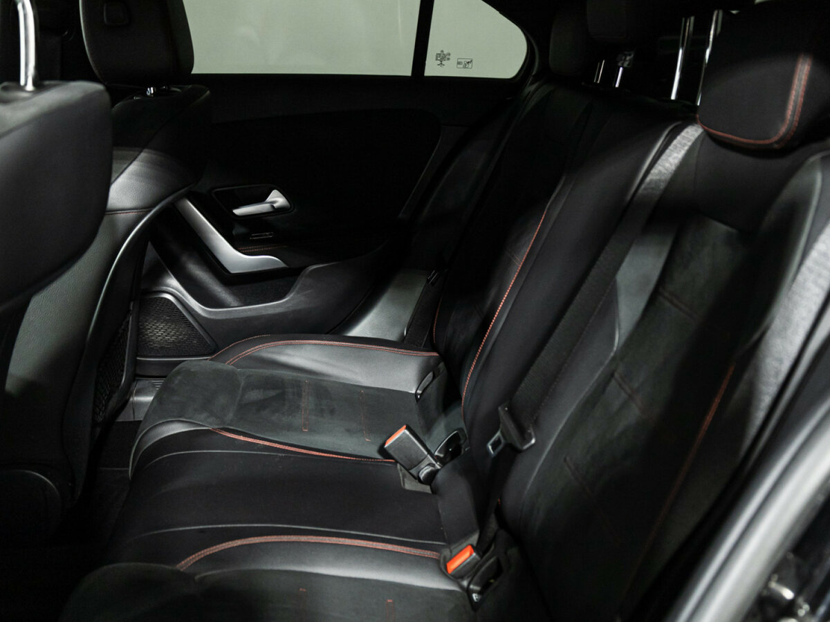 Купить Mercedes-Benz A-Класс с пробегом. Фото: #9