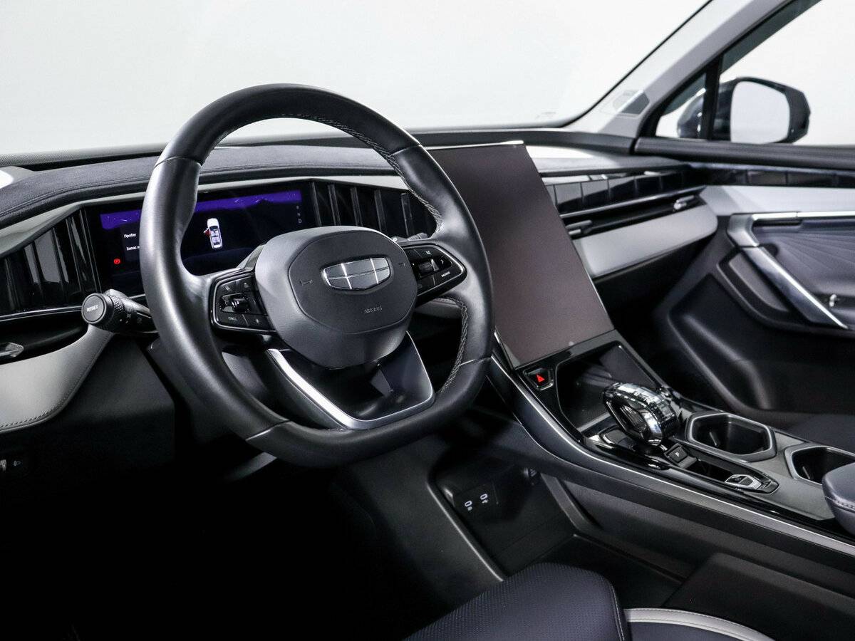 Купить Geely Atlas с пробегом. Фото: #13