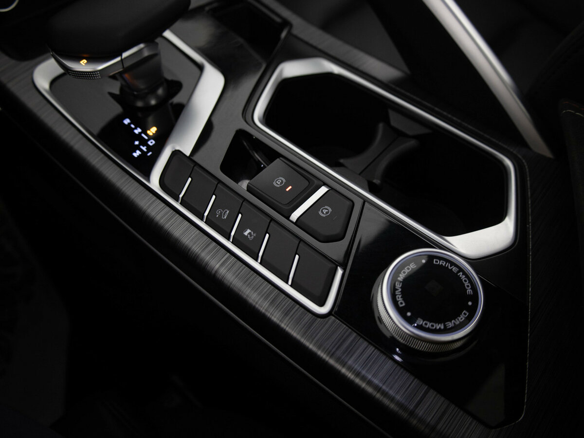 Купить Geely Tugella с пробегом. Фото: #10