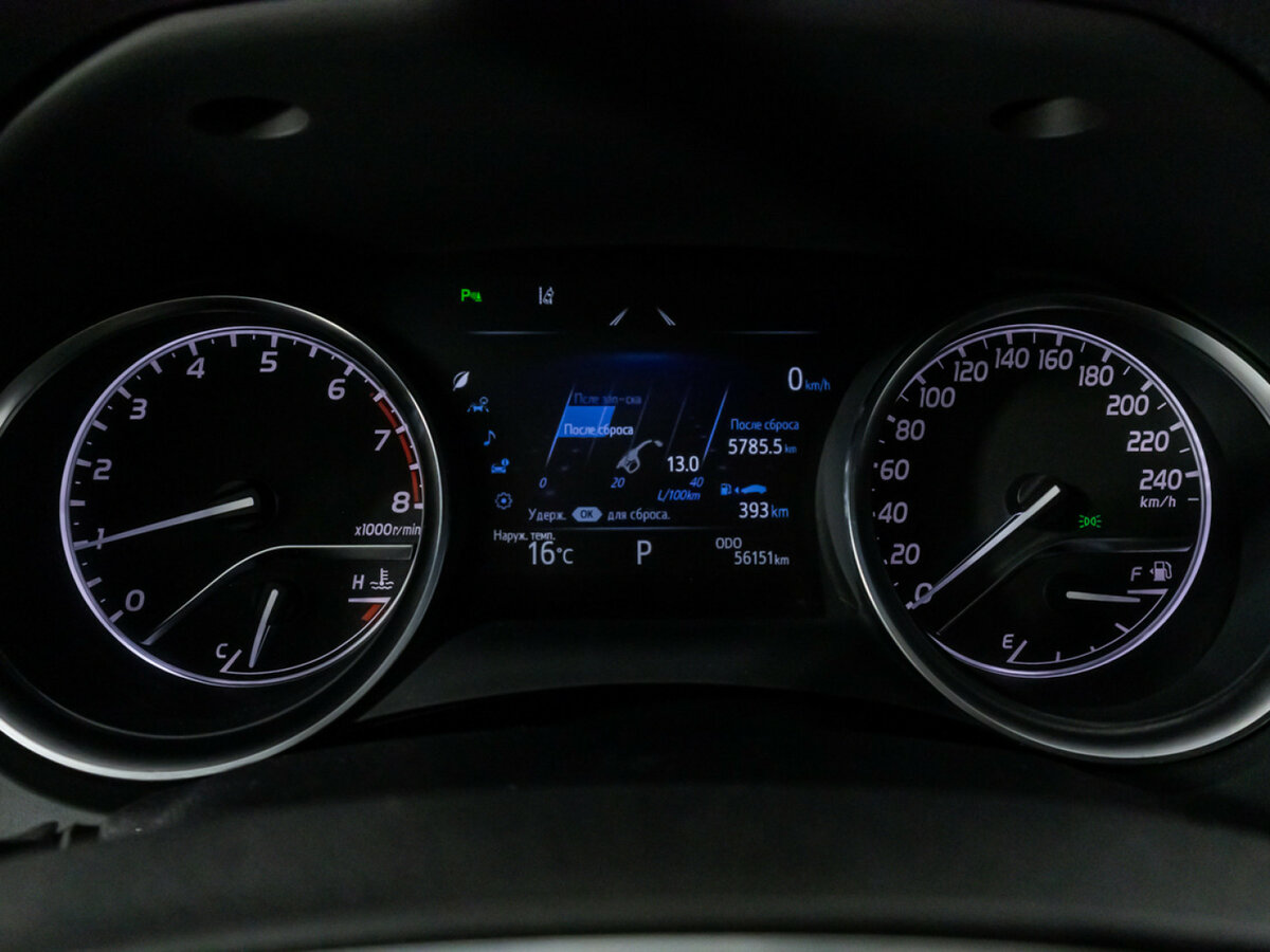 Купить Toyota Camry с пробегом. Фото: #11