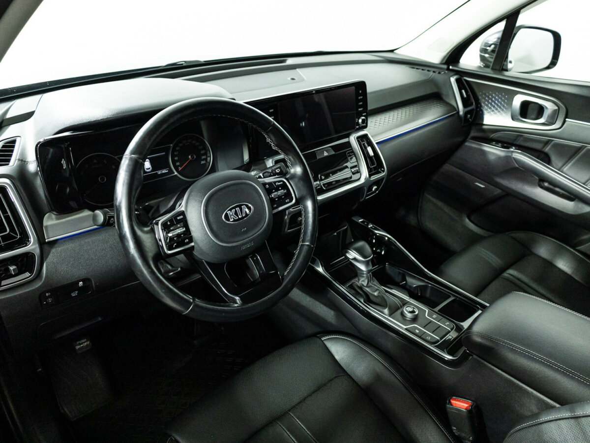 Купить Kia Sorento с пробегом. Фото: #8