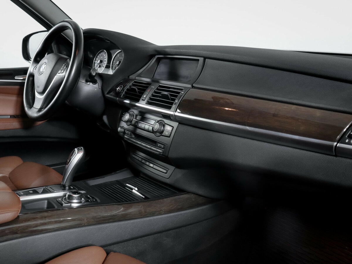 Купить BMW X5 с пробегом. Фото: #8