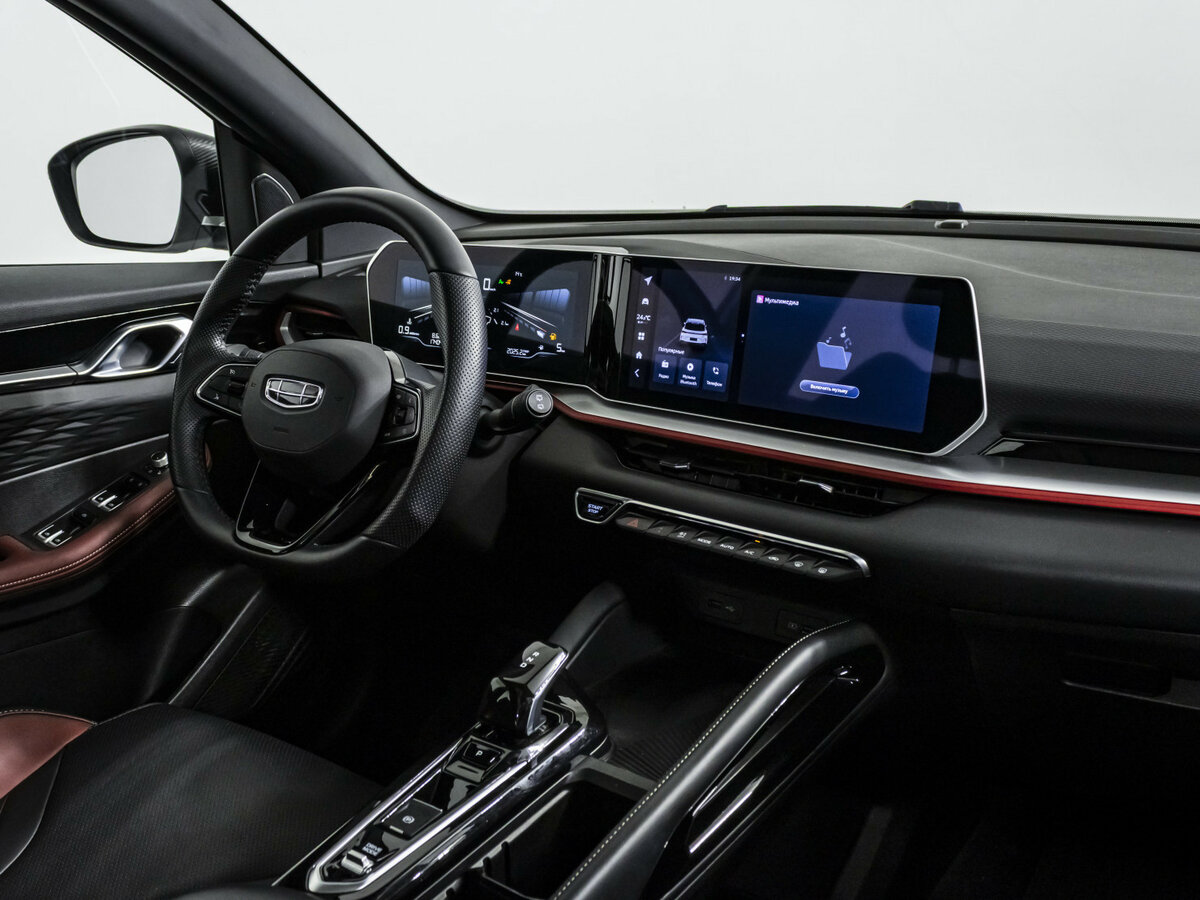 Купить Geely Coolray с пробегом. Фото: #8