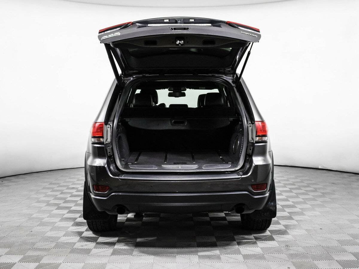 Купить Jeep Grand Cherokee с пробегом. Фото: #11