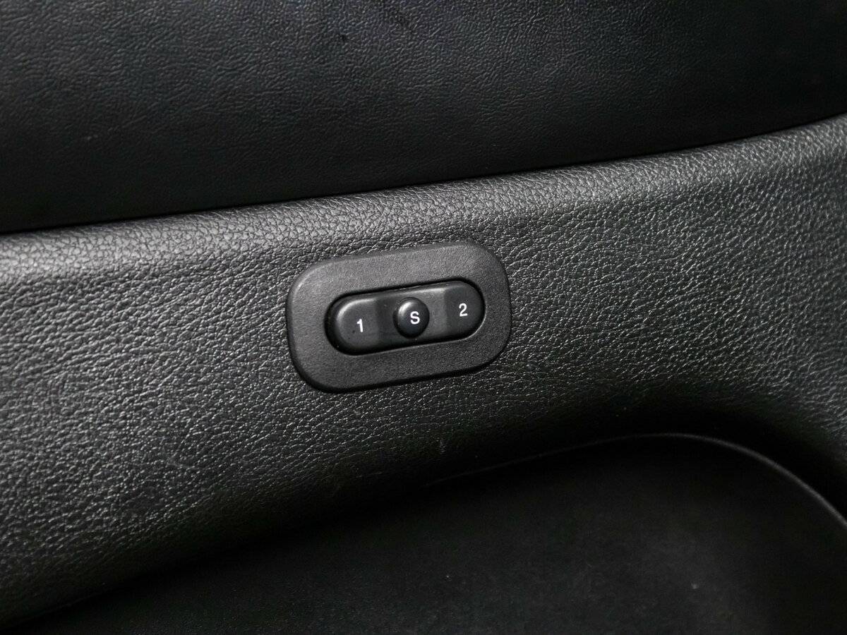 Купить Jeep Grand Cherokee с пробегом. Фото: #14