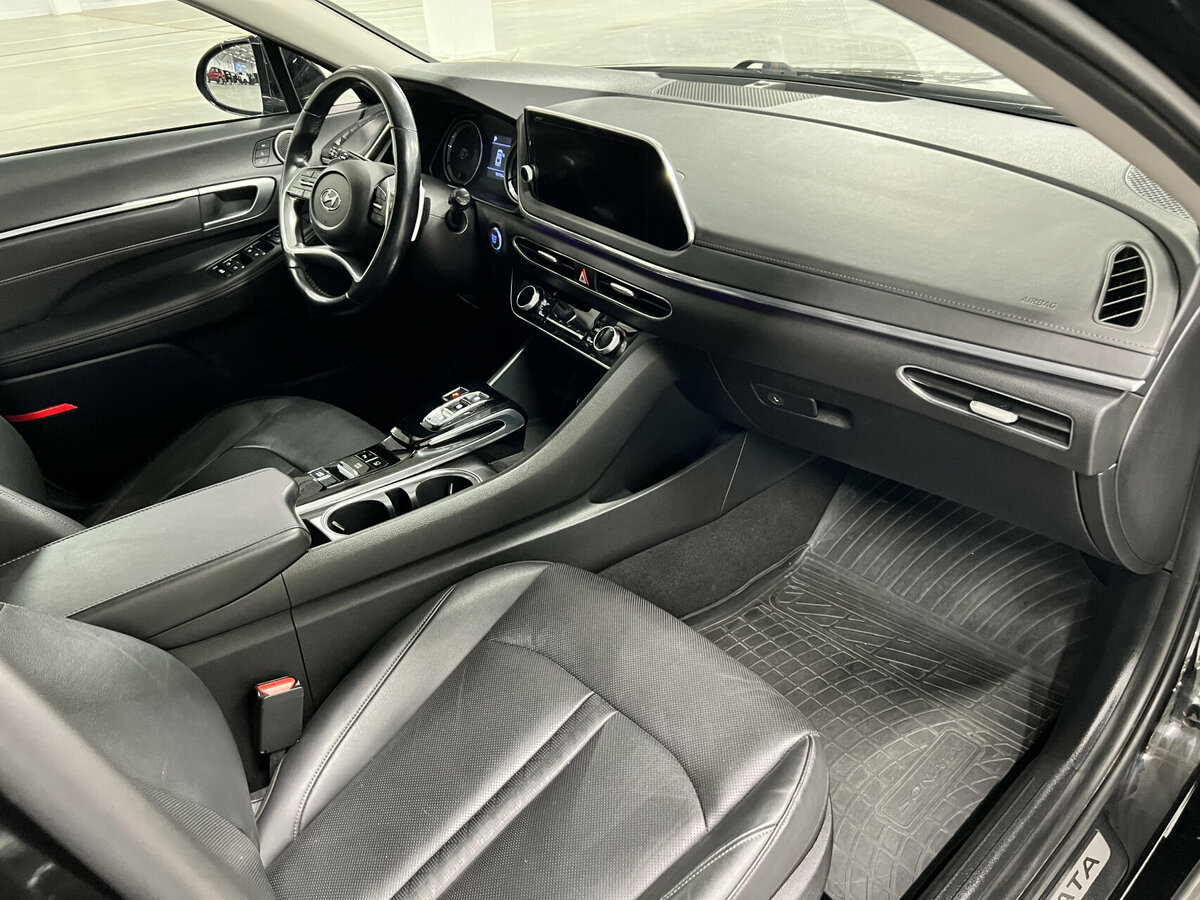 Купить Hyundai Sonata с пробегом. Фото: #10
