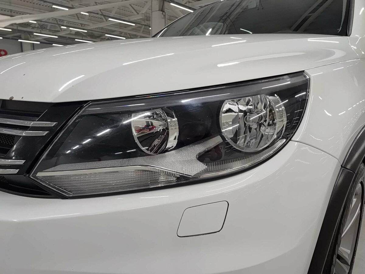 Купить Volkswagen Tiguan с пробегом. Фото: #16