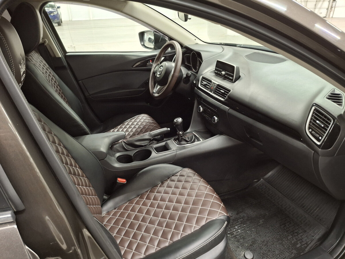 Купить Mazda 3 с пробегом. Фото: #10