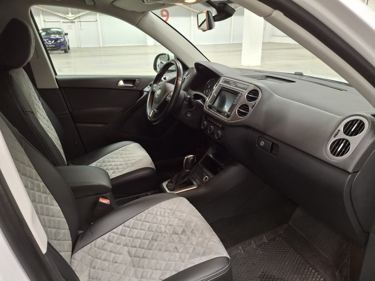 Купить Volkswagen Tiguan с пробегом. Фото: #10